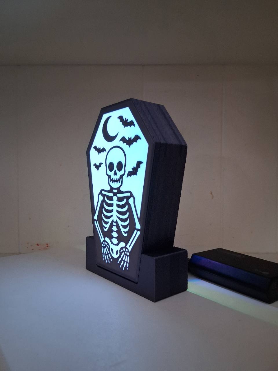 GoofySkeleton Coffin LED light box – custom 3D printed – Lit Layer Creations